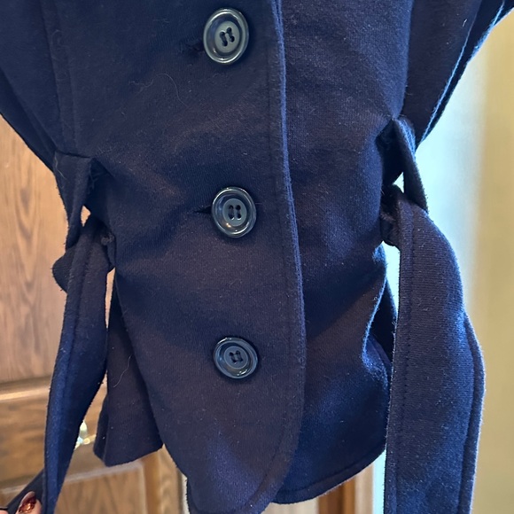 Forever 21 Navy Blazer! - Picture 4 of 6